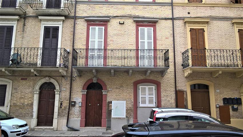 Casa Chiara In Centro Con Corte Privata *