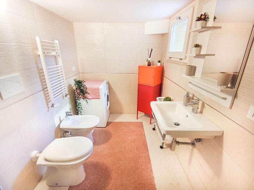 Casa Chiara In Centro Con Corte Privata San Benedetto del Tronto