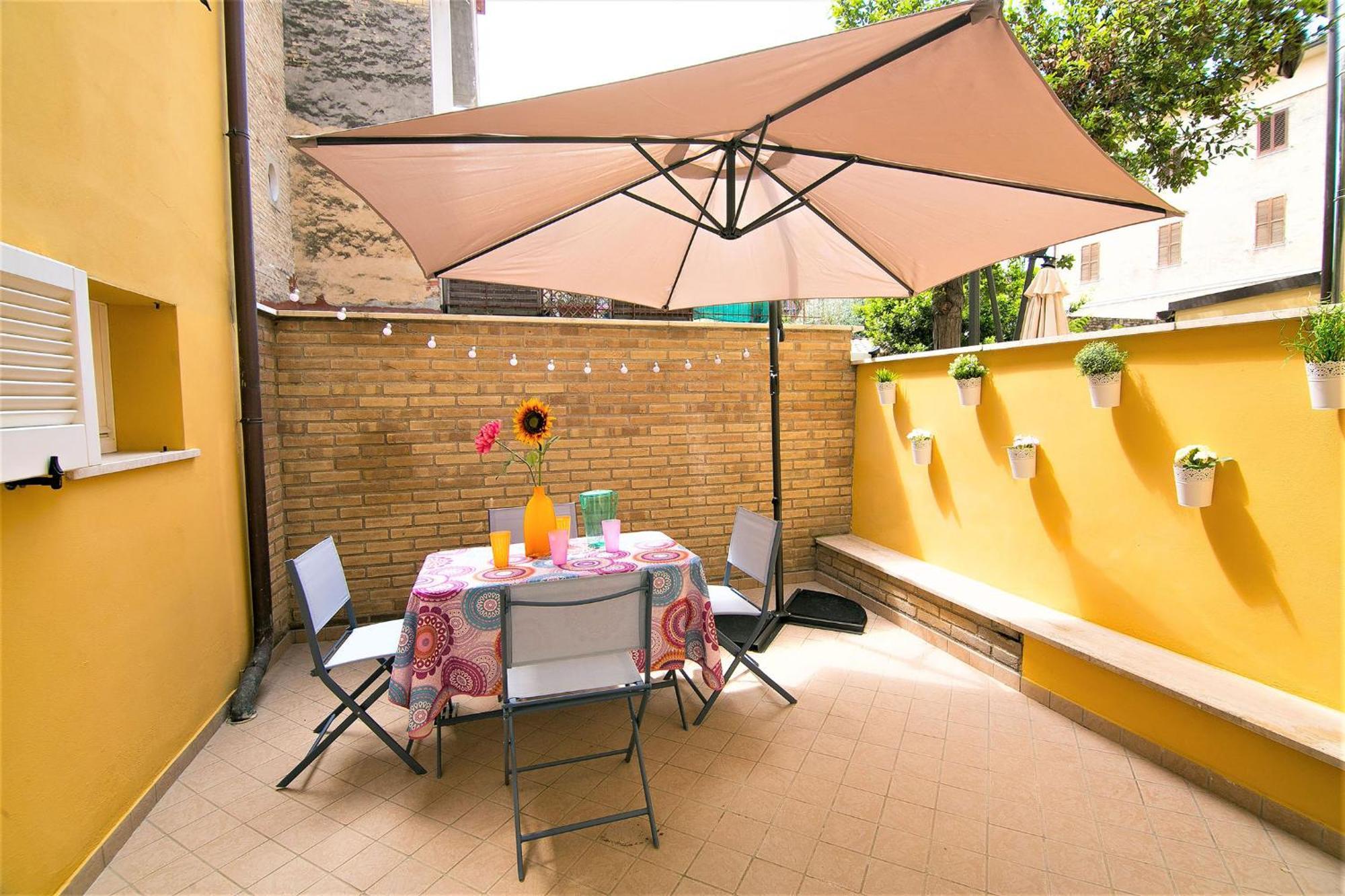 Casa Chiara In Centro Con Corte Privata *